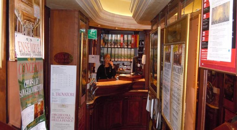 Lux Venecia